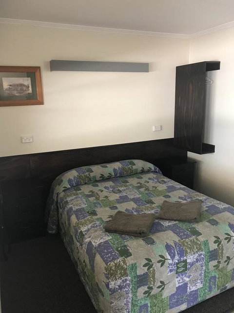 Blackall Coolibah Motel - Australian Directory 3