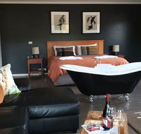Blaze Rock Retreat - Australian Directory