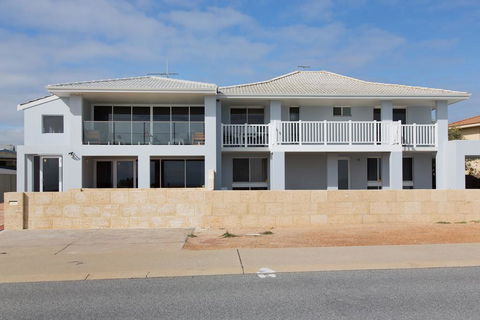 Blue Bay Beach Stay - Mandurah - Australian Directory 0
