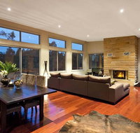 Blue Cliff Retreat - Australian Directory