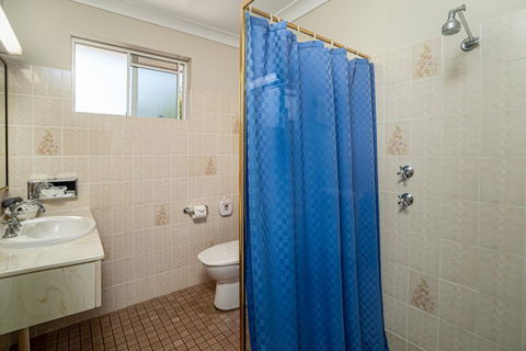 Blue Diamond Motor Inn - Australian Directory 1
