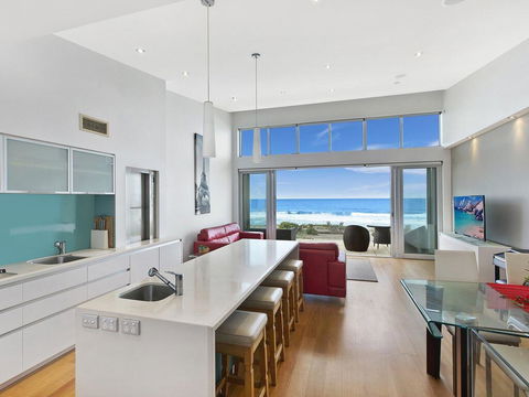 Blue Ribbon Beach Front - Australian Directory 1