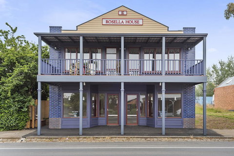 Blue Rosella On Piper - Australian Directory 0