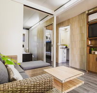 Blue Sapphire Village - Australian Directory