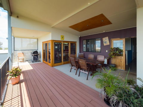 Blue Water Retreat - Upstairs - Australian Directory 0
