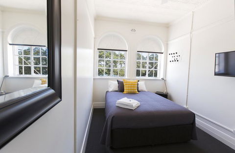 Boatrowers Hotel Stockton - Australian Directory 2