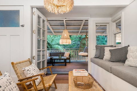 Bohemian Bangalow - Australian Directory 2