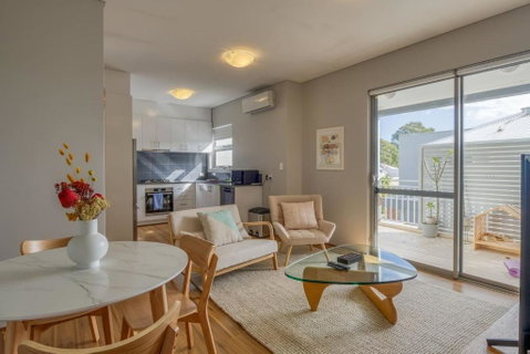 The Nordic Nook - A Relaxed Redcliffe Stay - Australian Directory 2