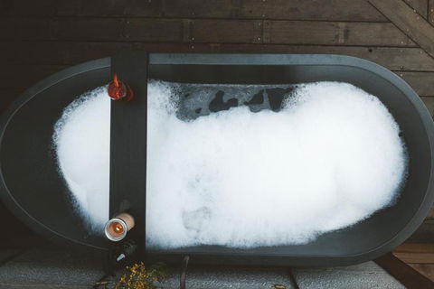 Tiny Home, Outdoor Bath, Infrared Sauna, Fire Pit - Australian Directory 0