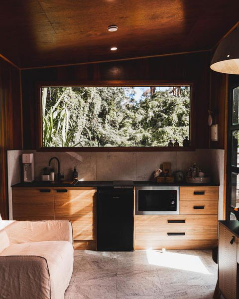 Tiny Home, Outdoor Bath, Infrared Sauna, Fire Pit - Australian Directory 1
