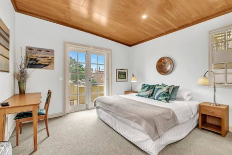 Time And Tide Beach Cottage On The Esplanade - Australian Directory 3