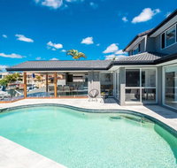 Waterfront Resort Style Retreat Runaway Bay - Australian Directory