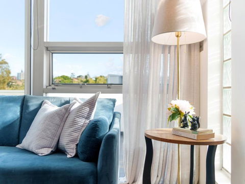 XQ Collection La Casa De Frida - Modern Studio With Balcony - Australian Directory 0