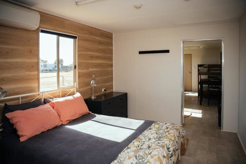 Wooramel River Retreat - Australian Directory 2