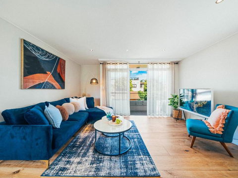 XQ Collection Saltwater Bondi Beach - Australian Directory 0