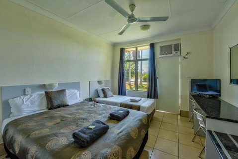 Riverview Tourist Village - Australian Directory 2