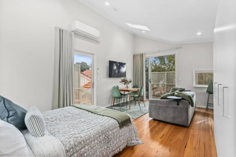 WILL56 - Gumtree Studio - Australian Directory 2
