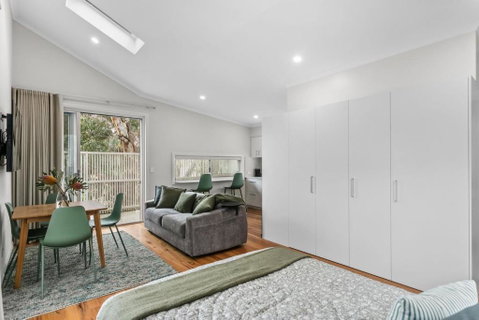 WILL56 - Gumtree Studio - Australian Directory 3