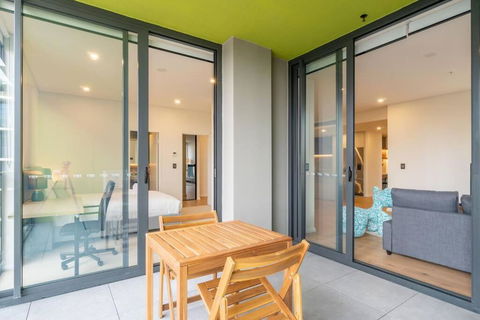 Z4 Walk To Bus Stop 2 Car Spaces Spacious Family - Australian Directory 1