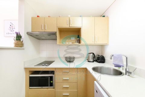 ZEN AT THE ESPLANADE - Spectacular Sunset Retreat - Australian Directory 1