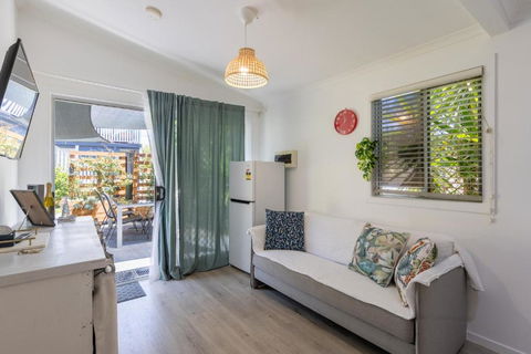 Zen Escape Guest House- Zen Garden Tiny Home, Nooky Studio - Australian Directory 0