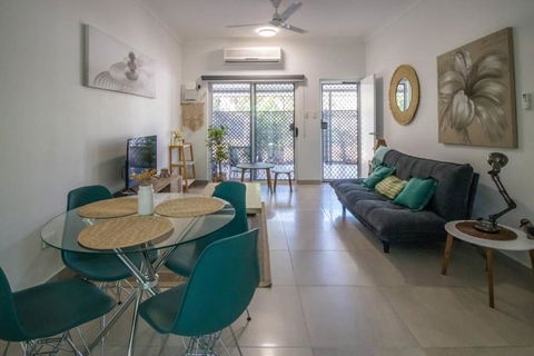 ZEN GARDEN - COZY 2-BR + Modern Design W/ Aircon - Australian Directory 0