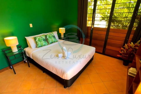 Zenhouse: 6-BR Balinese Tropical Oasis In Nightcliff Central - Australian Directory 1