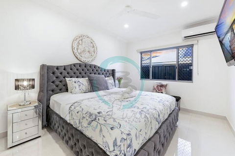 Zenhouse: Stylish Muirhead Home Near Park/Hospital - Australian Directory 3