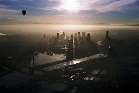 Melbourne Balloon Flights, The Peaceful Adventure - Australian Directory 2