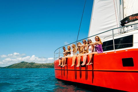 2-Night Whitsunday Islands All-Inclusive Sailing Tour From Airlie Beach - Australian Directory 4