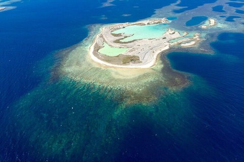 Abrolhos Islands Fixed-Wing Scenic Flight - Australian Directory 4