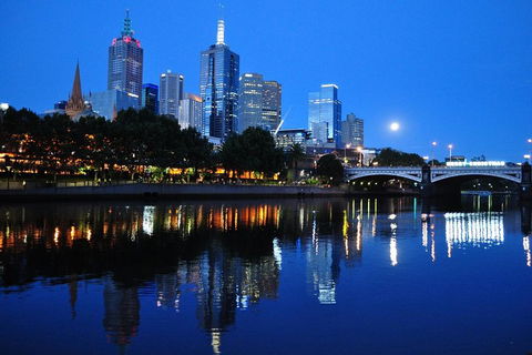 Small Group The Best Of Melbourne - Australian Directory 3