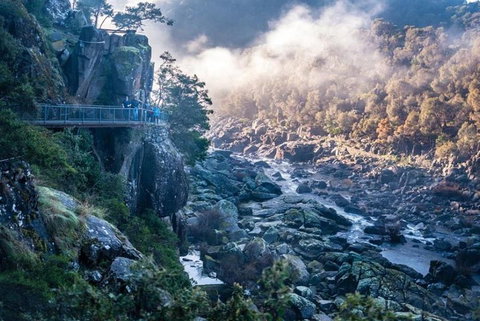 3.5 Hours Walking Tour To Cataract Gorge With Local Guide - Australian Directory 1