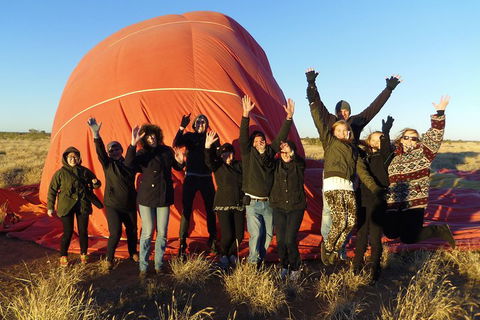 Early Morning Ballooning In Alice Springs - Australian Directory 5