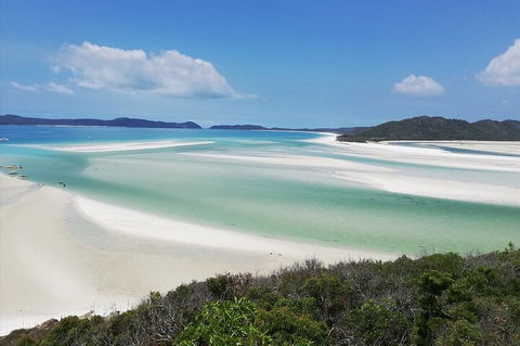 2-Night Whitsundays Sailing Cruise Incl. Whitehaven Beach & Great Barrier Reef - Australian Directory 1
