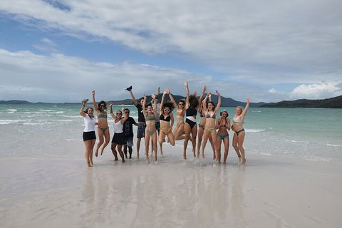 2-Night Whitsundays Sailing Cruise Incl. Whitehaven Beach & Great Barrier Reef - Australian Directory 4