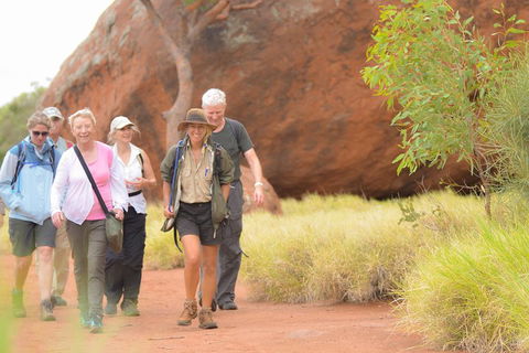 Full Uluru Base Walk At Sunrise Including Breakfast - Australian Directory 3