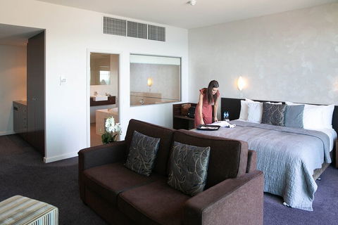 3 Day Port Lincoln And Coffin Bay Private Tour - Australian Directory 3