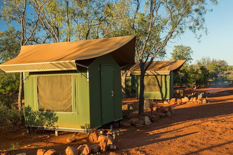 4 Day/3 Night Perentie Dreaming Safari - Australian Directory 2