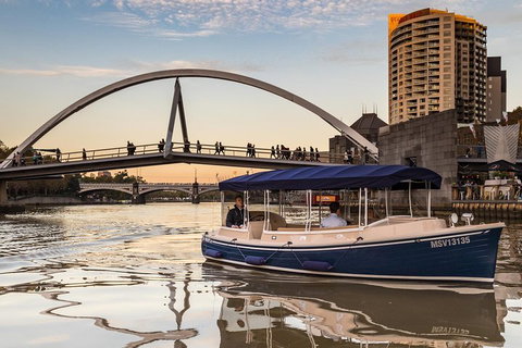 Melbourne Laneways And Waterways - Australian Directory 2