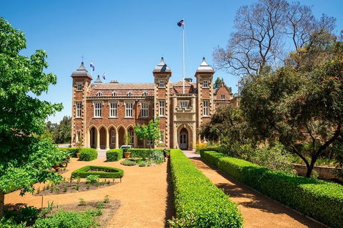 Perth Scavenger Hunt: Perched On A Swan - Australian Directory 0