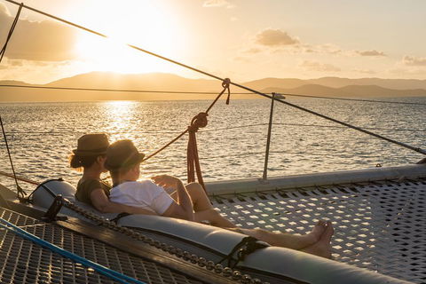 Sunset Sail In The Whitsundays - Australian Directory 0
