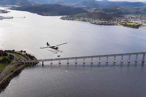 30-Minute Hobart Scenic Flight - Australian Directory 0