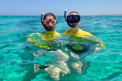 Lagoon Explorer - Ningaloo Reef Full-Day Kayaking And Snorkeling Adventure - Australian Directory 4