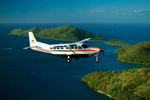 Reef And Island Scenic Flight From Airlie Beach - Australian Directory 3