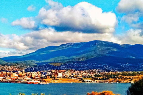 Hobart Half-Day Sightseeing Coach Tram Tour - Australian Directory 2