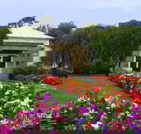 Hobart City Sightseeing Tour Including MONA Admission
