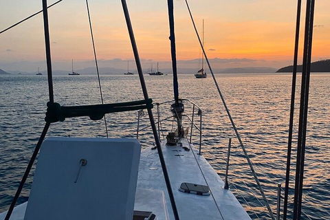 2 Night Small Group Whitsundays Sailing Adventure Aboard Mandrake - Australian Directory 2