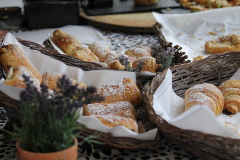 Eumundi Markets And Sunshine Coast Day Trip From Brisbane - Australian Directory 0