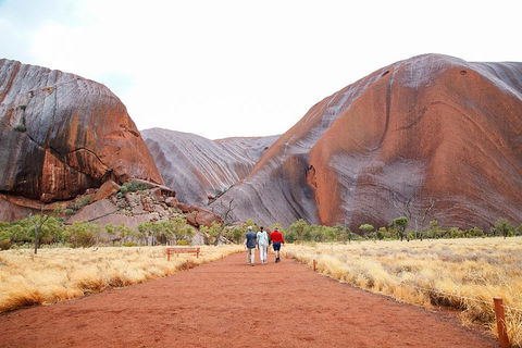 2-Day Uluru (Ayers Rock) And Kata Tjuta Trip From Alice Springs - Australian Directory 1